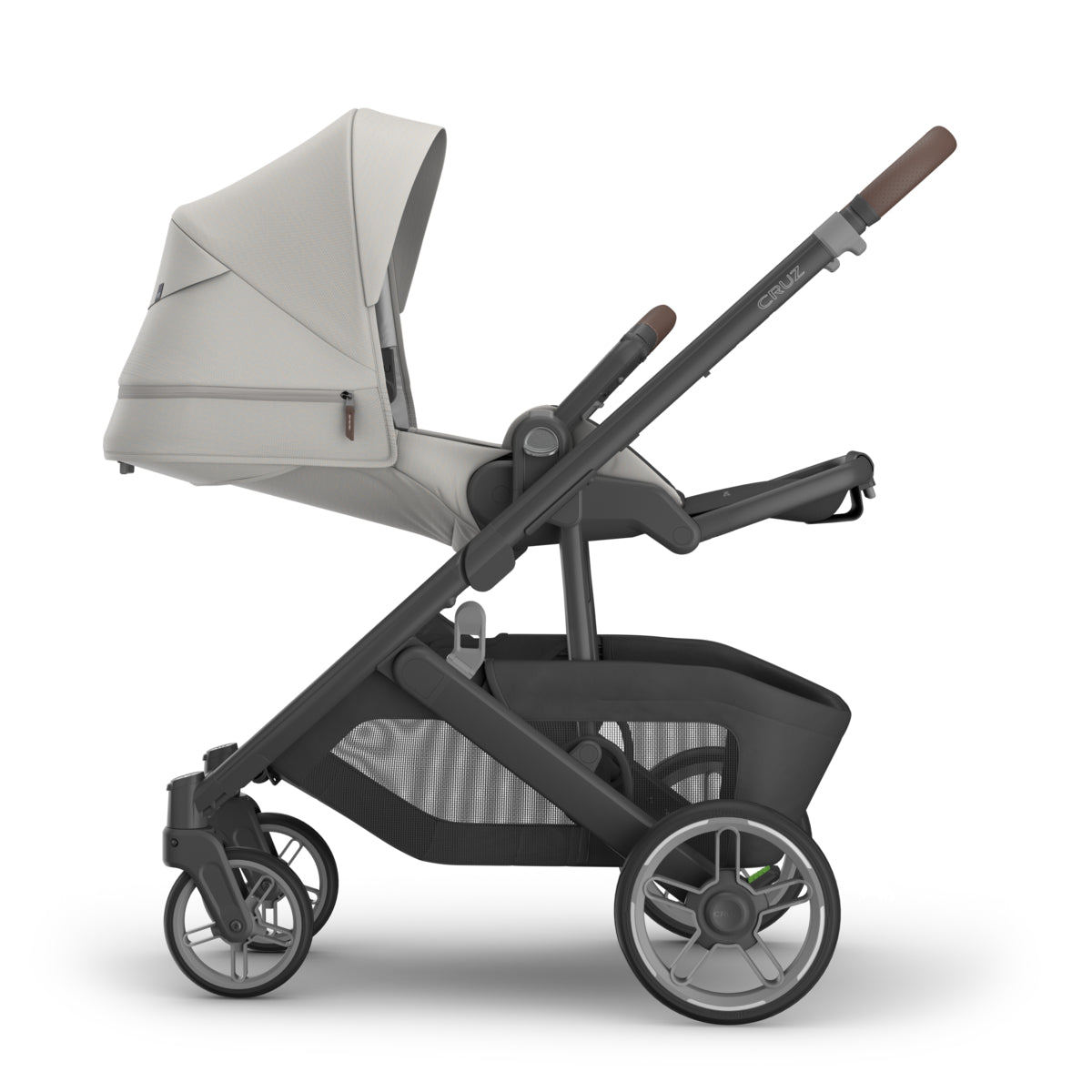 UPPAbaby CRUZ V3 + MESA V3 Travel System in Savannah