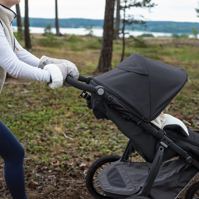 UPPAbaby CozyHandmuff