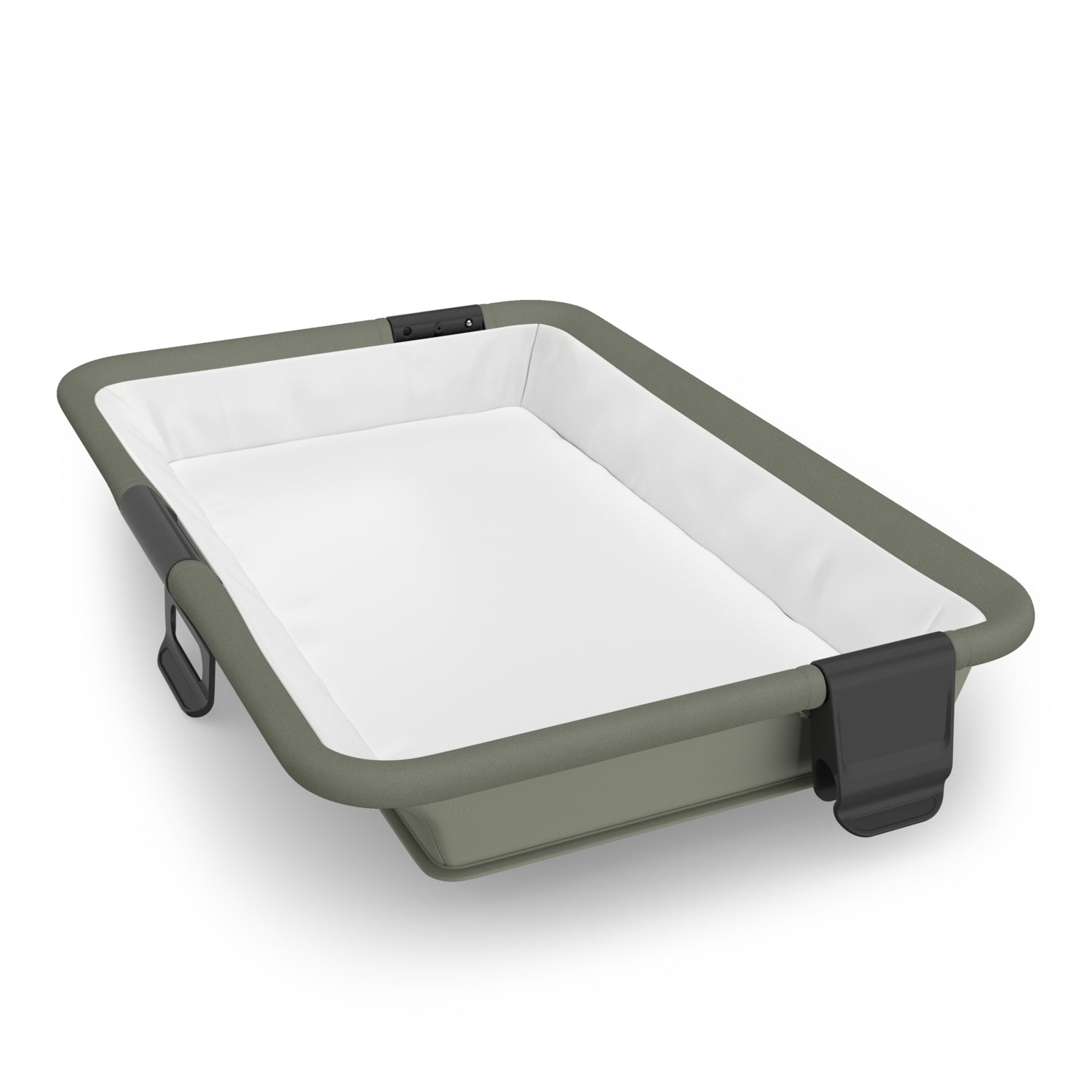 UPPAbaby REMI V2 Playard changer in Maddie