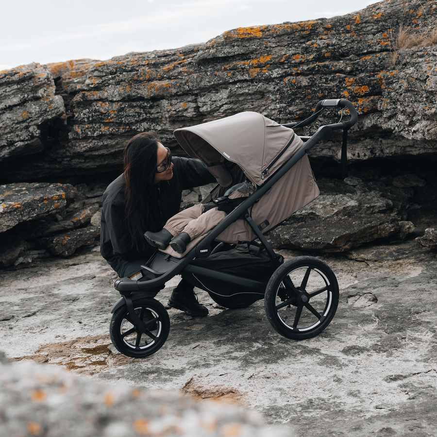 Thule Urban Glide 3 All Terrain Stroller in Tinted Taupe