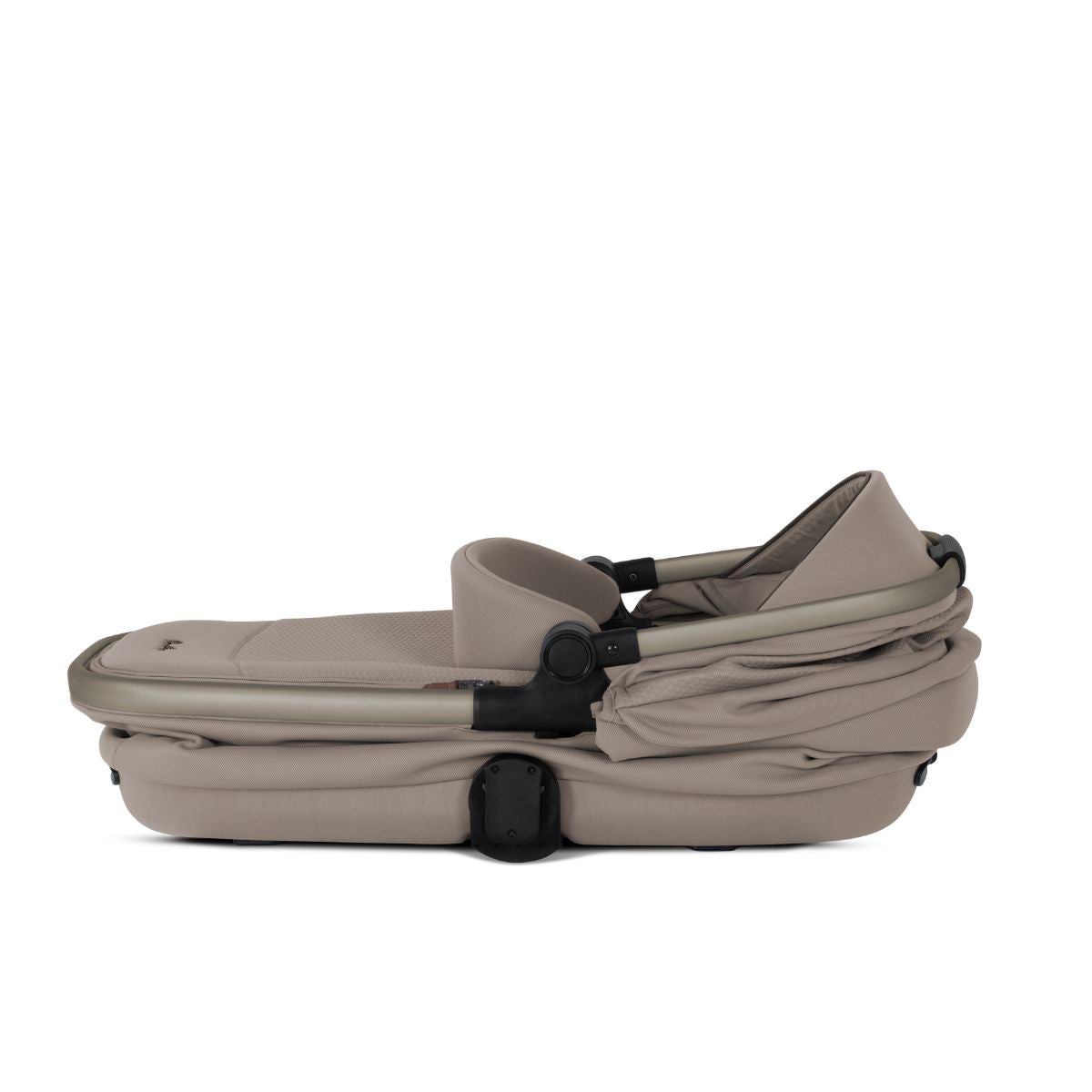 Silver Cross Reef 2 Folding Bassinet 2025 Edition in Frappe