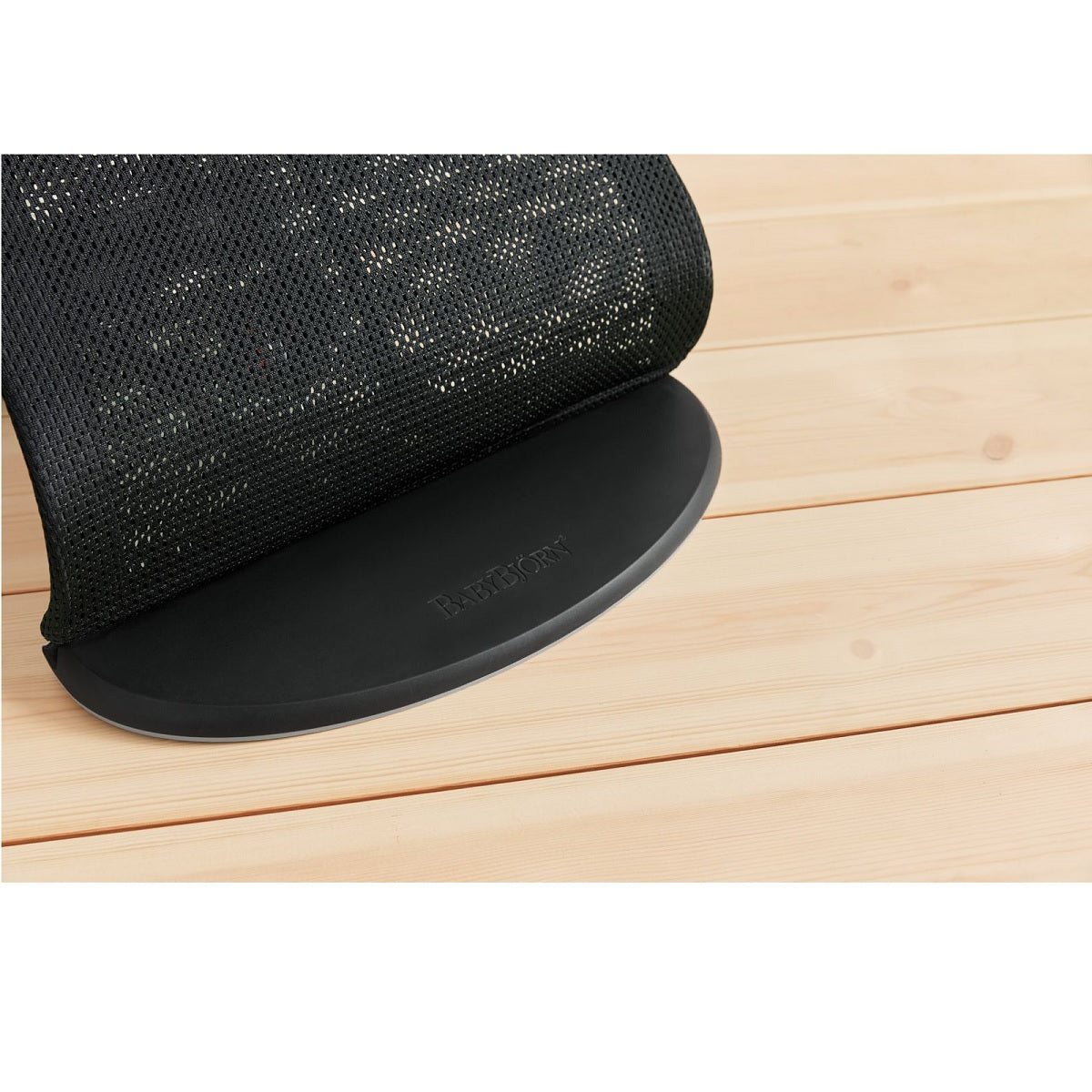 BABYBJÖRN Bouncer Bliss Mesh in Black + Baby Carrier Mini in Anthracite/Landscape