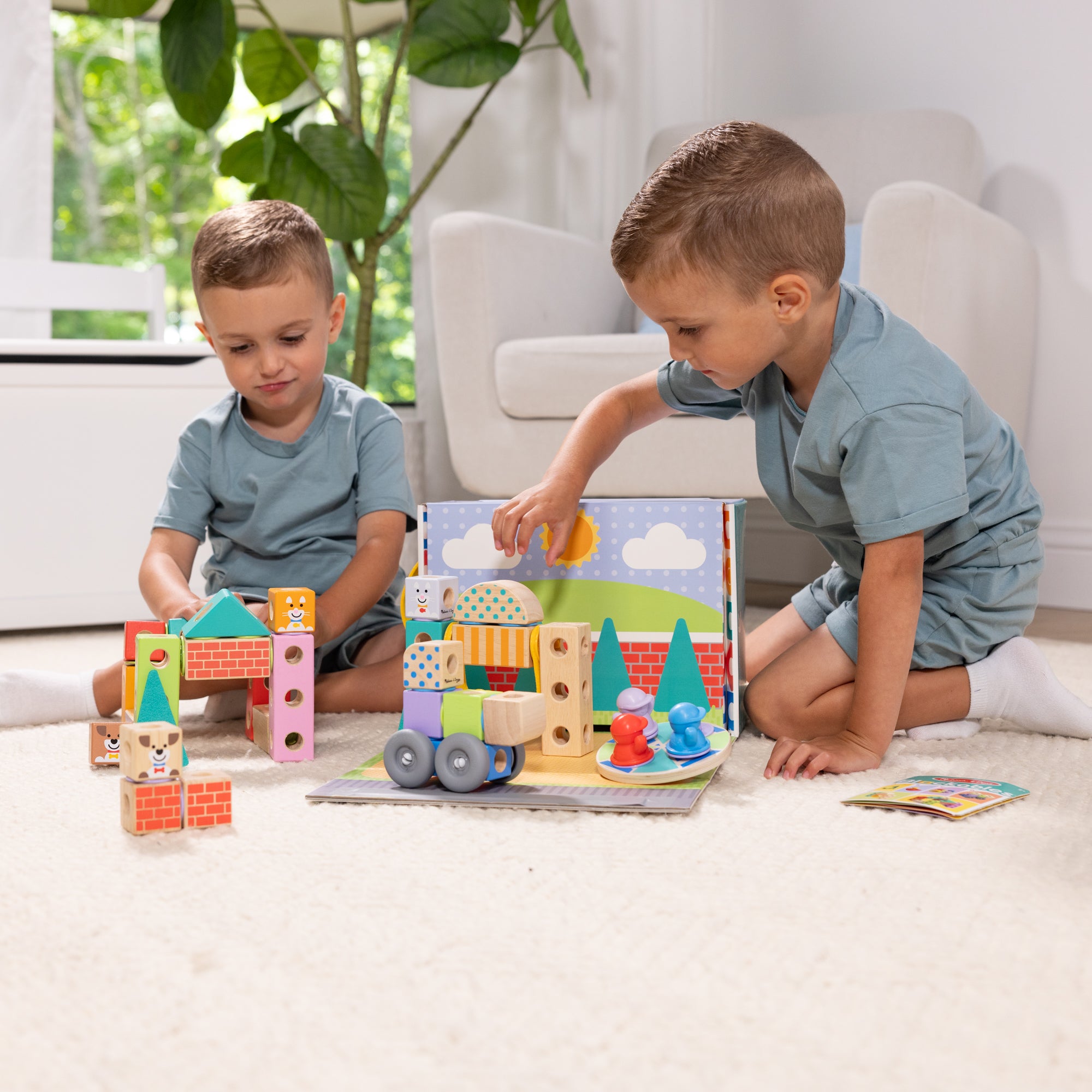 Melissa & Doug Blockables Town Play Set