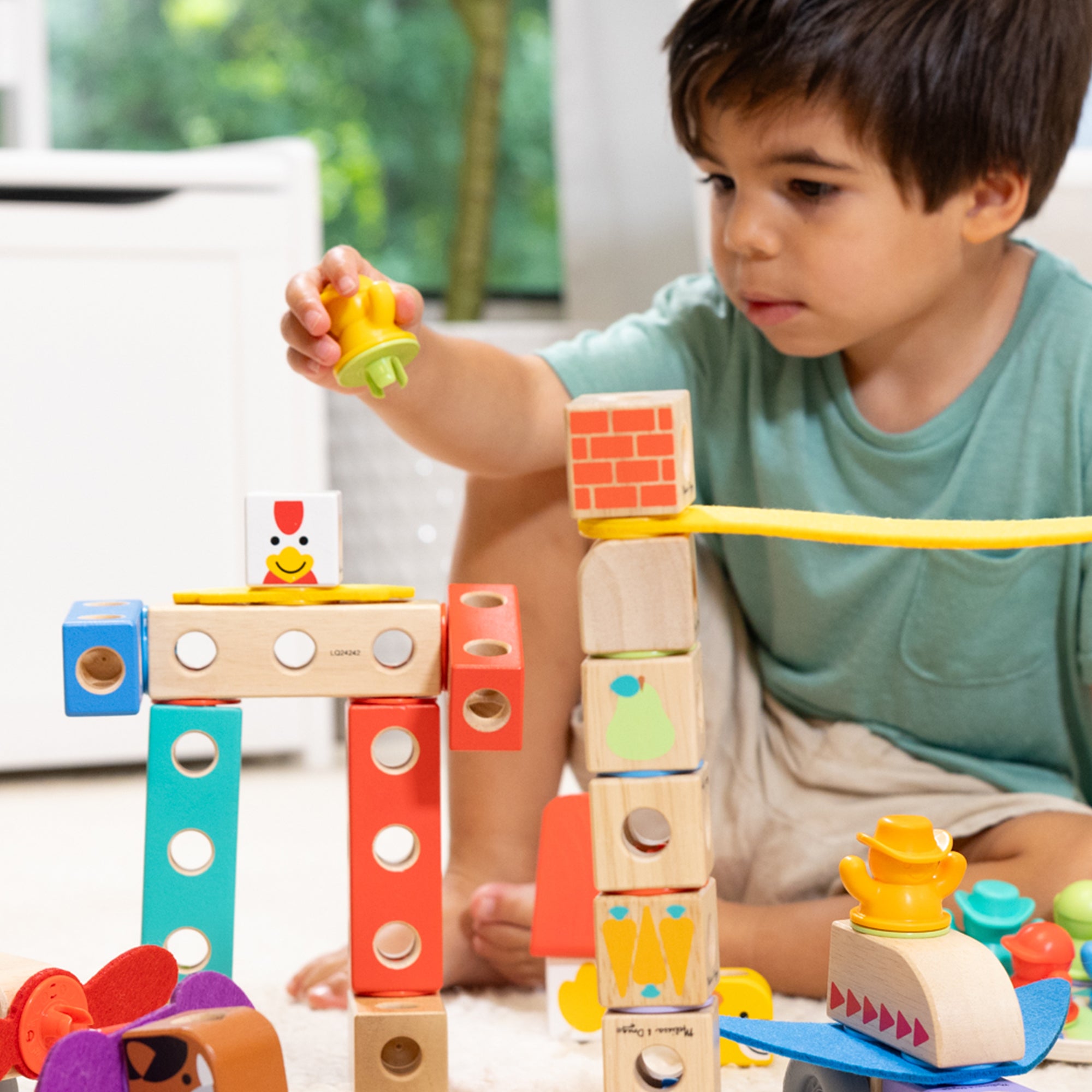 Melissa & Doug Blockables Town Play Set