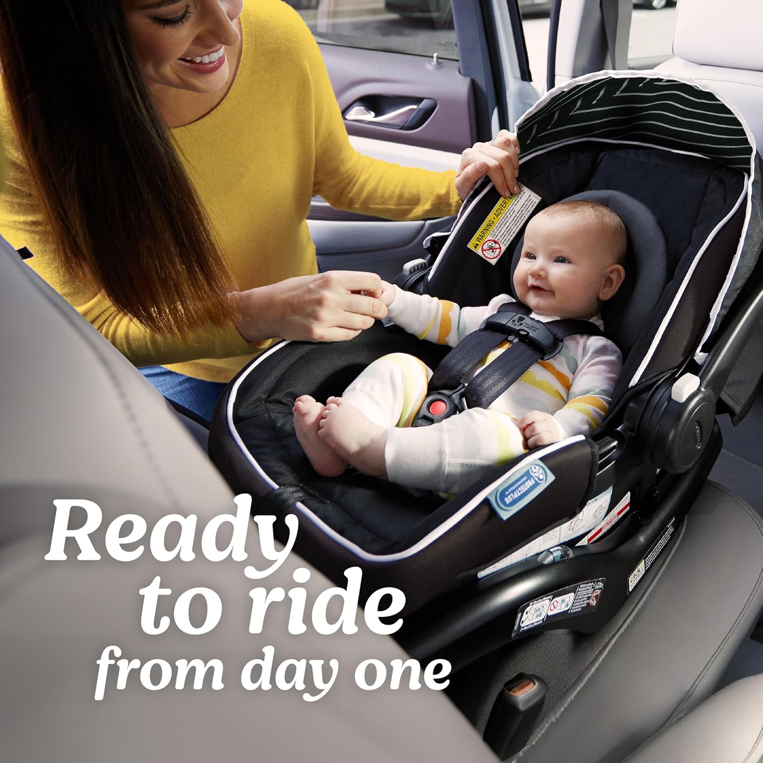 Graco SnugRide Lite LX Infant Car Seat in Studio