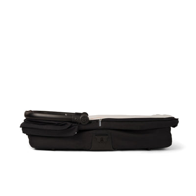 Nuna MIXX™ Series Bassinet + Stand BMW Collection in Element