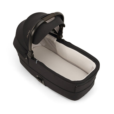 Nuna MIXX™ Series Bassinet + Stand BMW Collection in Element