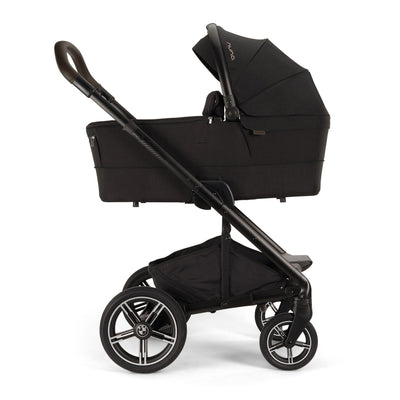 Nuna MIXX™ Series Bassinet + Stand BMW Collection in Element