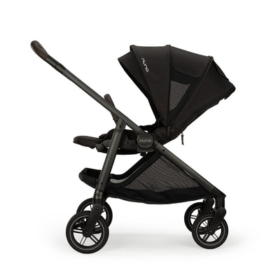 Nuna SWIV™ + PIPA™ Urbn Travel System in Caviar/chocolate