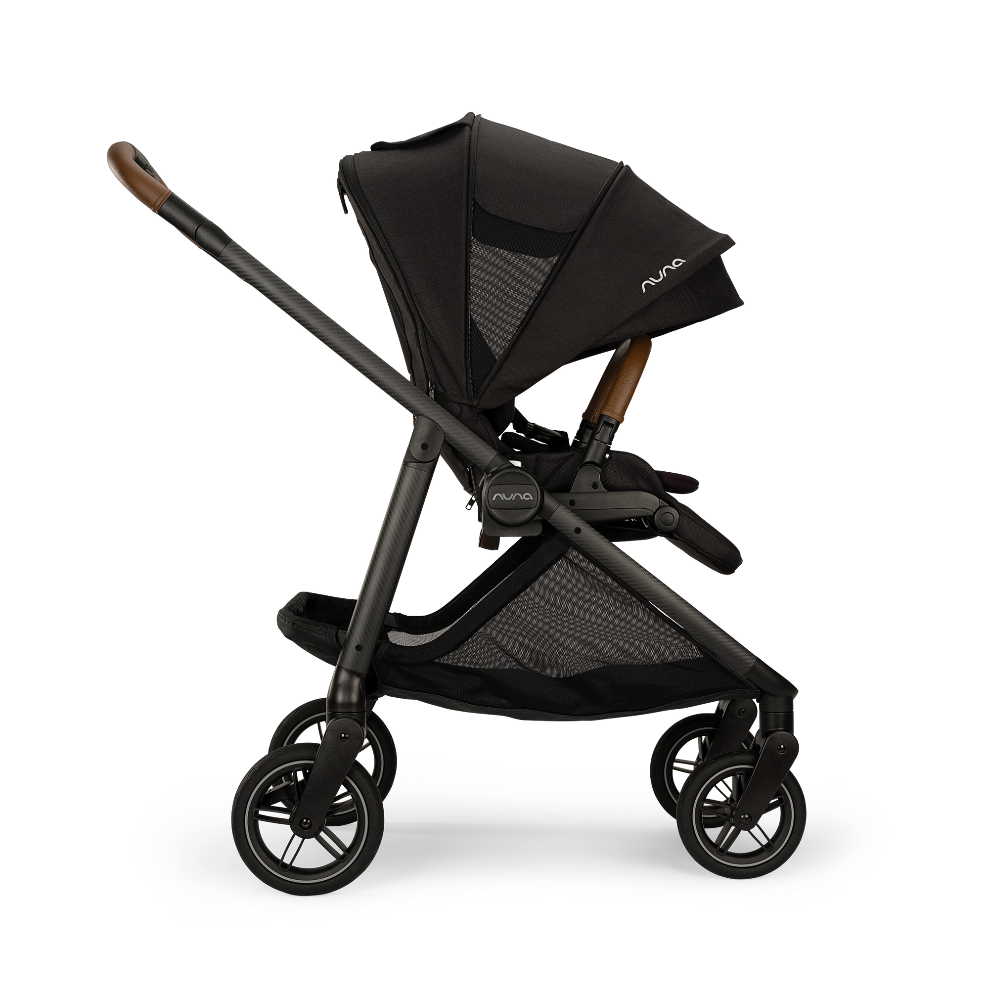 Nuna SWIV™ Stroller in Caviar