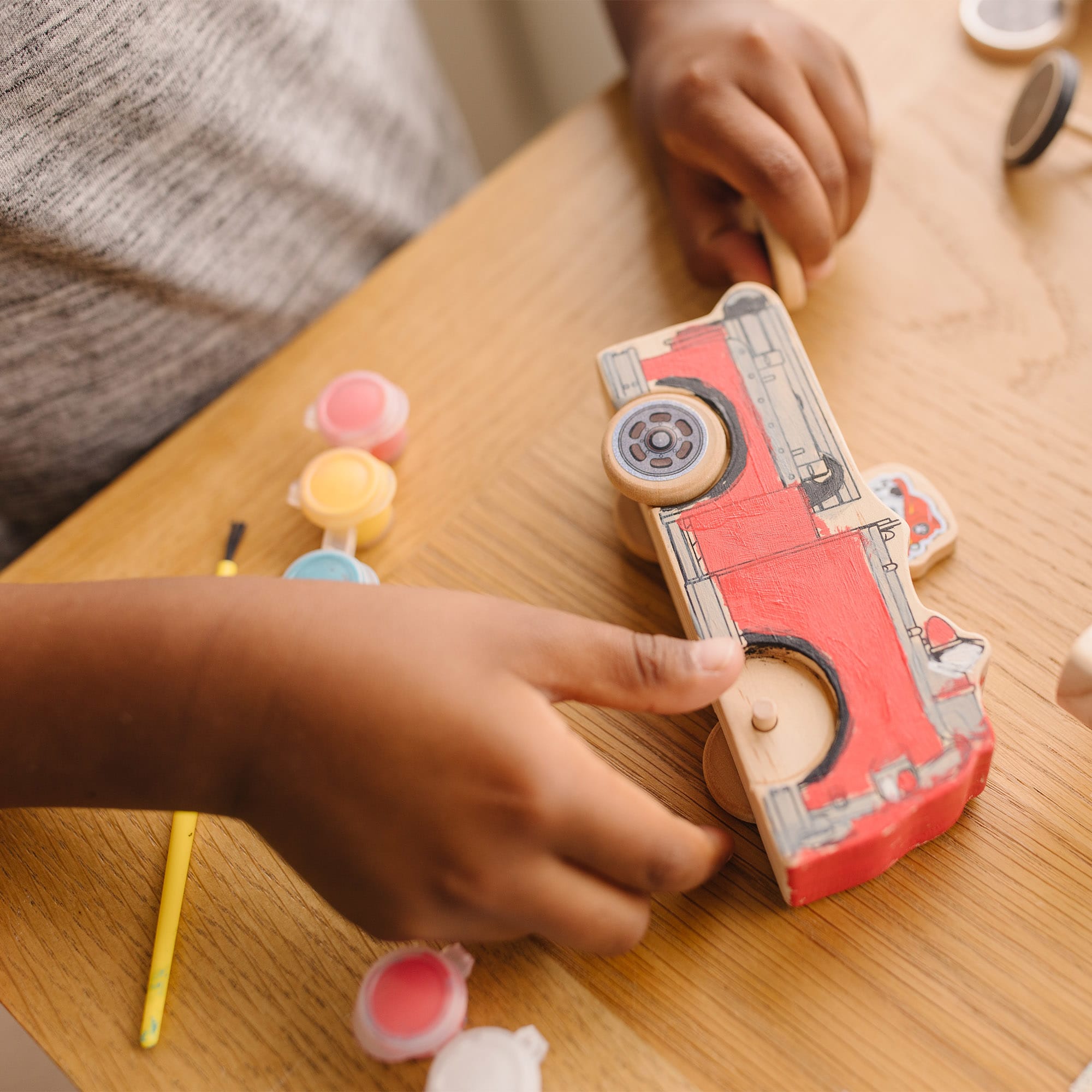 Melissa & Doug PAW Patrol Wooden Craft Kit - Vehicles