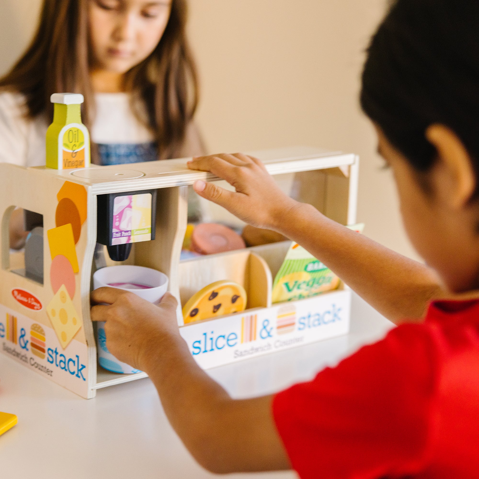 Melissa & Doug - Speelset met vilten sandwiches | 33 speelstukjes | Montessori Speelgoed | Speelgoed Eten | rollenspel | leerrijk speelgoed | 3 | Cadeau voor jongens en meisjes : Not Applicable Melissa & Doug - Speelset met vilten sandwiches | 33 speelstukjes | Montessori Speelgoed | Speelgoed Eten | rollenspel | leerrijk speelgoed | 3 | Cadeau voor jongens en meisjes : Not Applicable