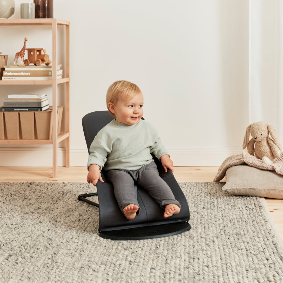 BABYBJÖRN Bouncer Balance Soft Woven/Jersey in Dark Gray/Gray + Baby Carrier Mini in Woven/Black