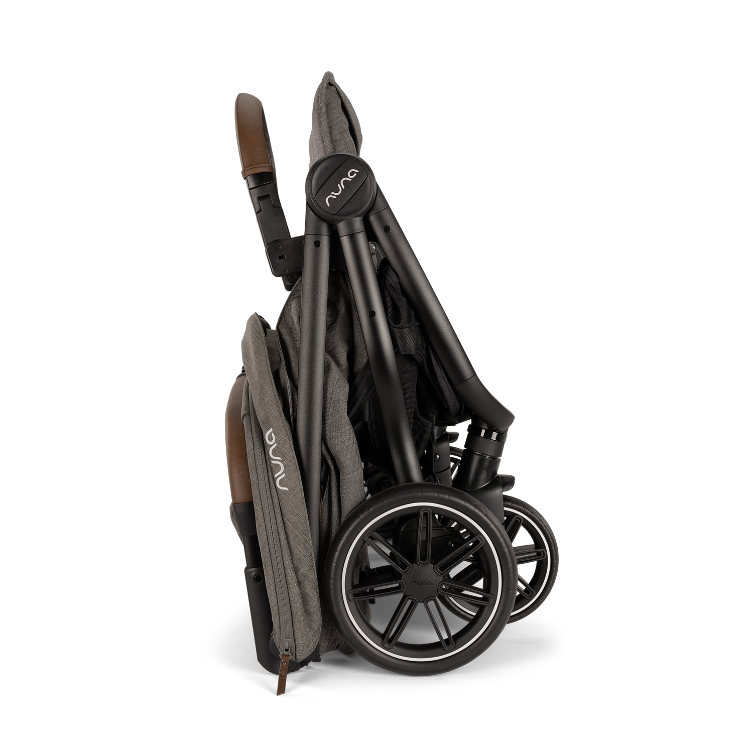 Nuna TRVL™ dubl Stroller folded