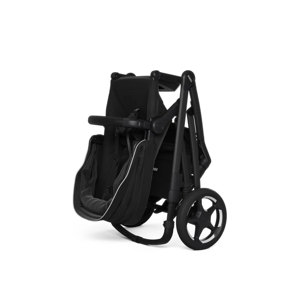 Thule Sleek 2 Convertible Stroller in Black