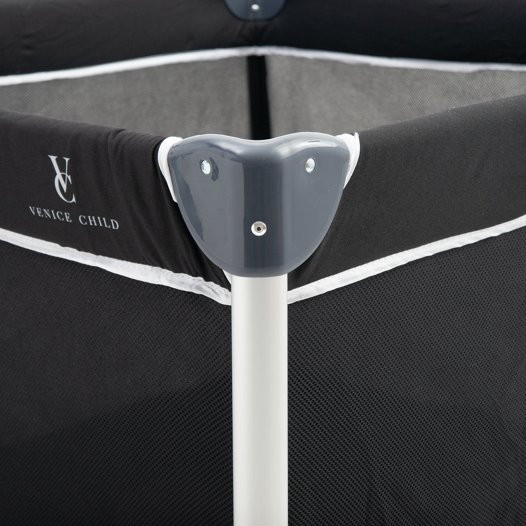 Venice Child Daydreamer Square Pack-n-Play in Black