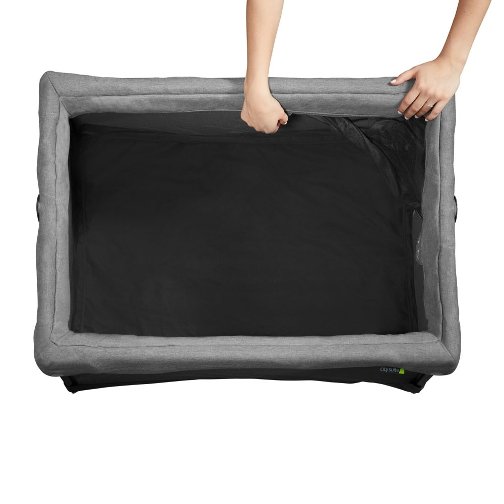 Baby Jogger City Suite™ Multi-Level Playard