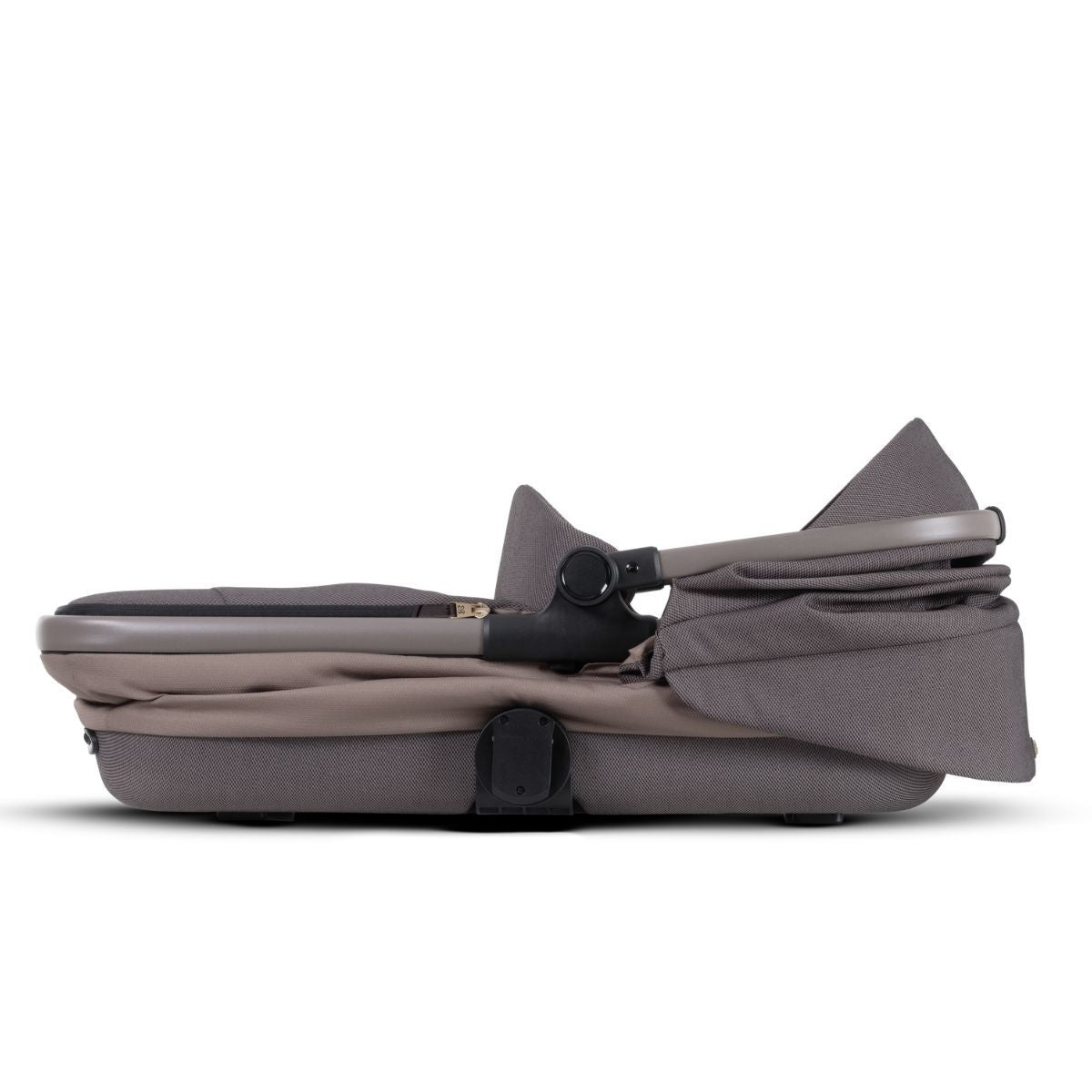 Silver Cross Reef Folding Bassinet in Earth