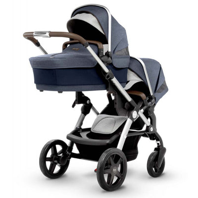 Silver Cross Wave Stroller in Midnight Blue With Seat and Bassinet Configuration