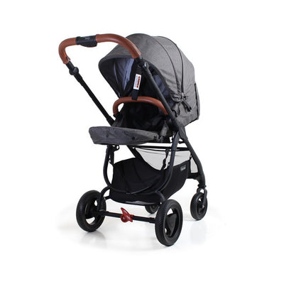 Valco Baby Snap Ultra Trend Stroller in Charcoal with seat reversed